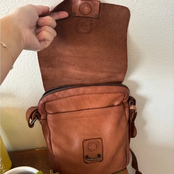 Genuine leather brown satchel crossbody - Picture 4 of 11